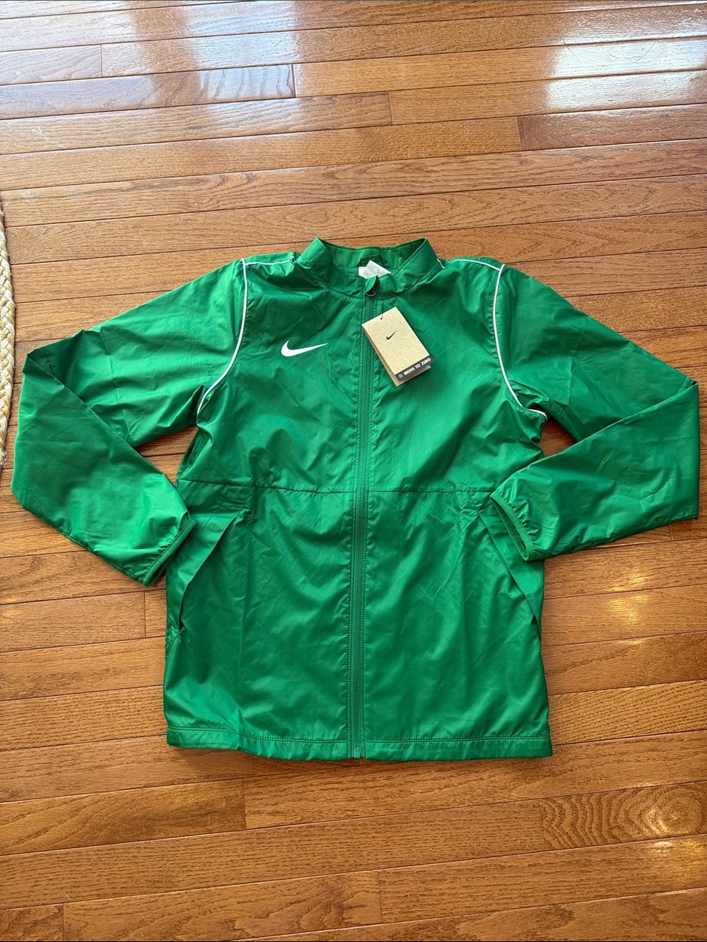 Nike Kelly Green Jacket with White Swoosh and Piping NWT! Kids xl or wms xs